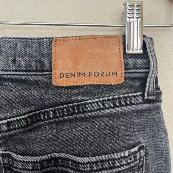 Denim Forum The Arlo High Rise Straight jeans in black - Picture 8 of 12